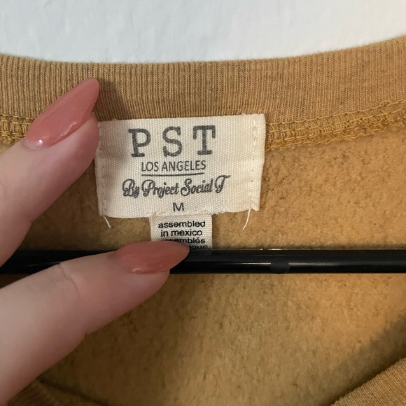 Nordstrom Rack Crew - Picture 2 of 3